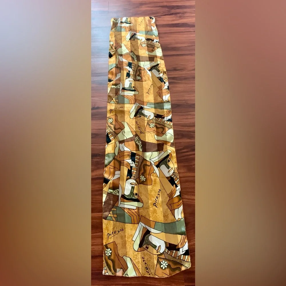 BEAUTIFUL PICASSO MULTI-COLOR SCARF. SO MANY WAYS TO WEAR THIS SCARF. - Picture 6 of 7